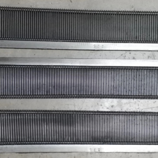 01.6) Stainless Reeds