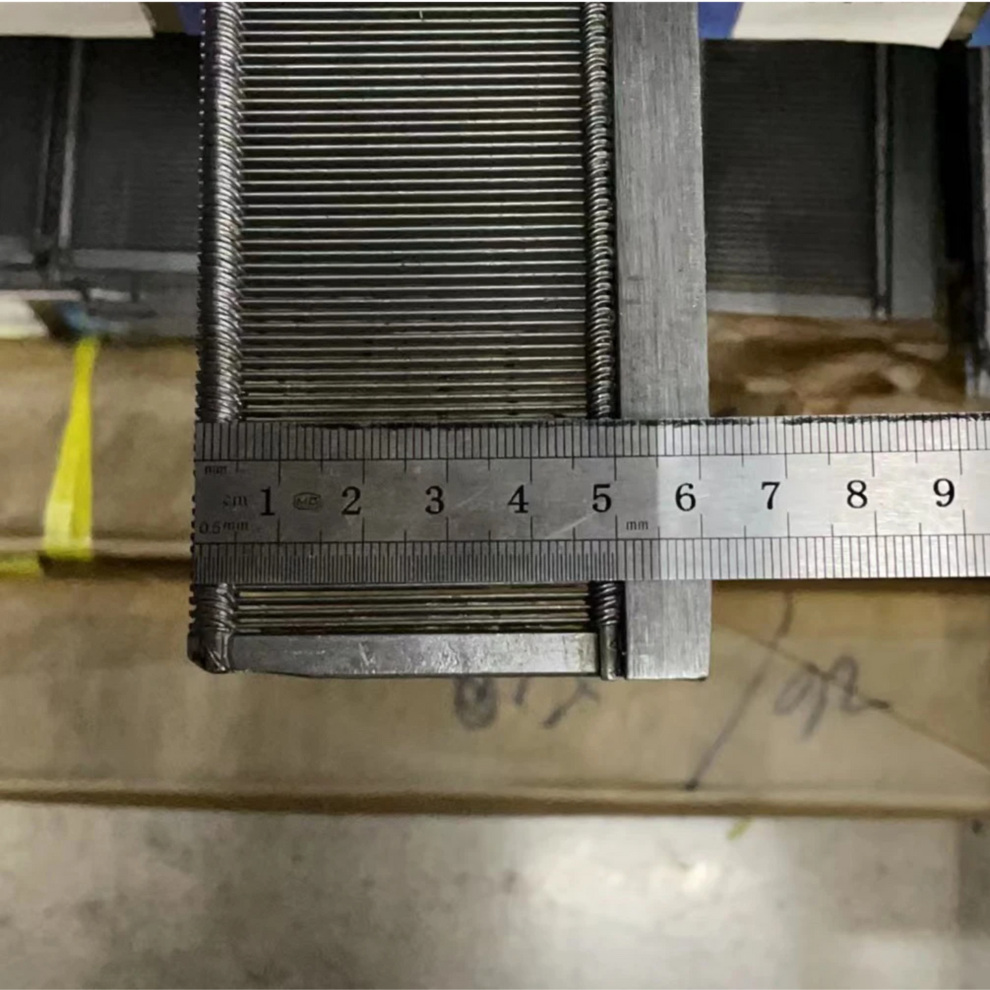 01.6) Stainless Reeds